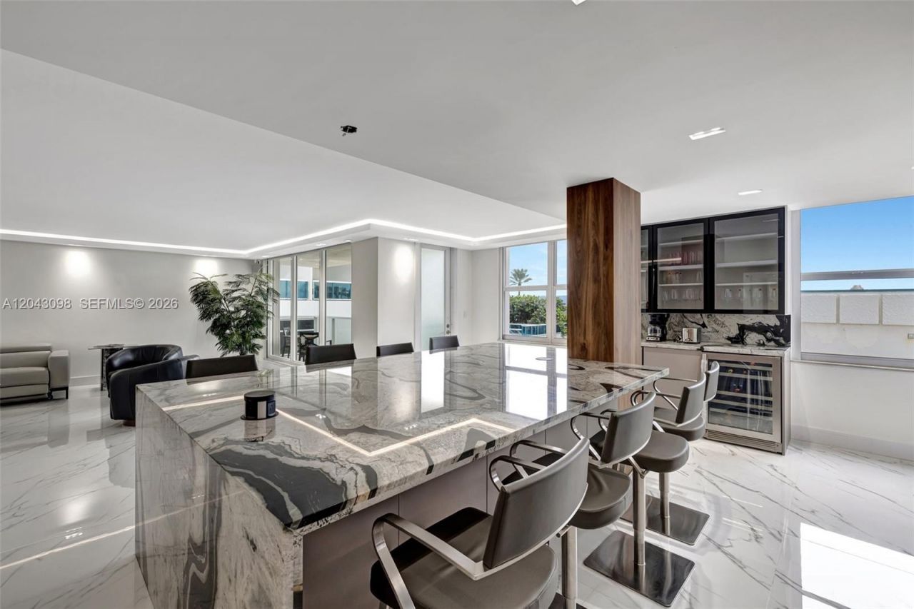 2751 S Ocean Dr , Unit 404N, Hollywood, FL 33019 Photo