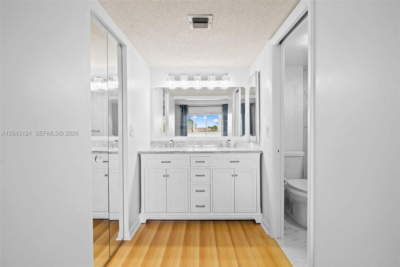 4025 N Nob Hill Rd , Unit 301, Sunrise, FL 33351 Photo