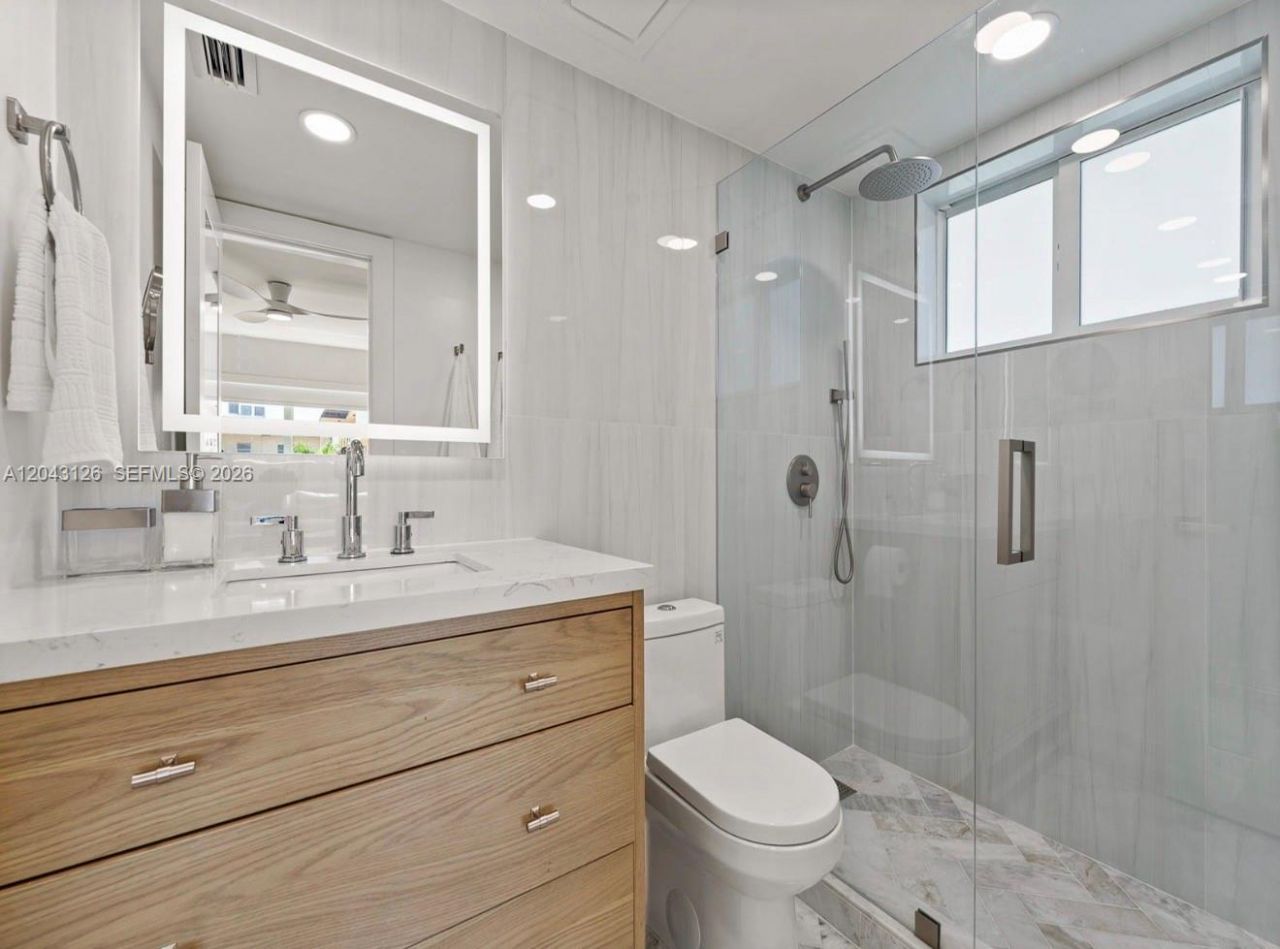7505 SW 82nd St, Unit 208, Miami, FL 33143 Photo
