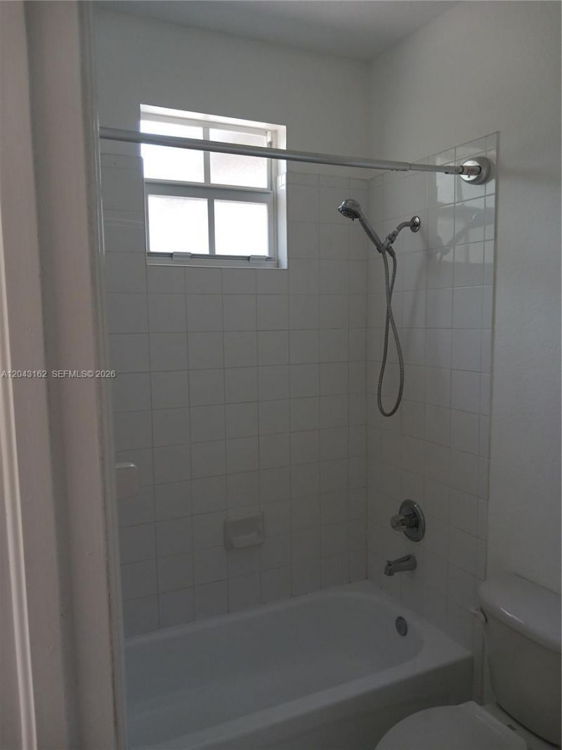 11497 NW 78th Ter , Unit ., Doral, FL 33178 Photo