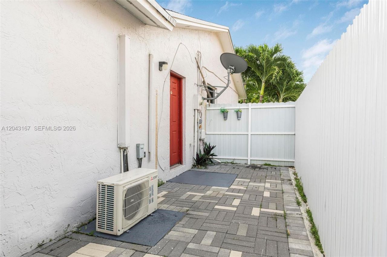 12426 SW 259th St , Unit A, Homestead, FL 33032 Photo