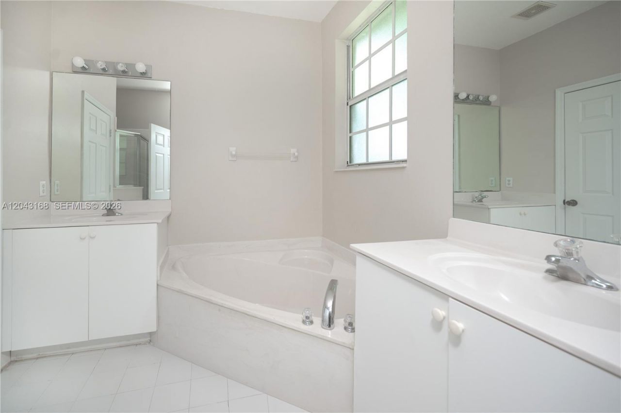 445 NE 21st Ave , Homestead, FL 33033 Photo