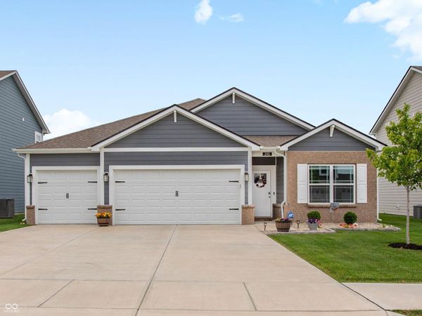 290 Waterford Lane, Pendleton, IN 46064