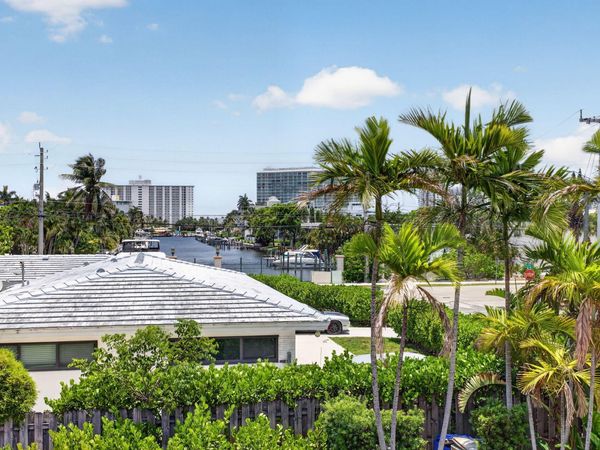 2505 NE 2nd Street, Unit 2505, Pompano Beach, FL 33062