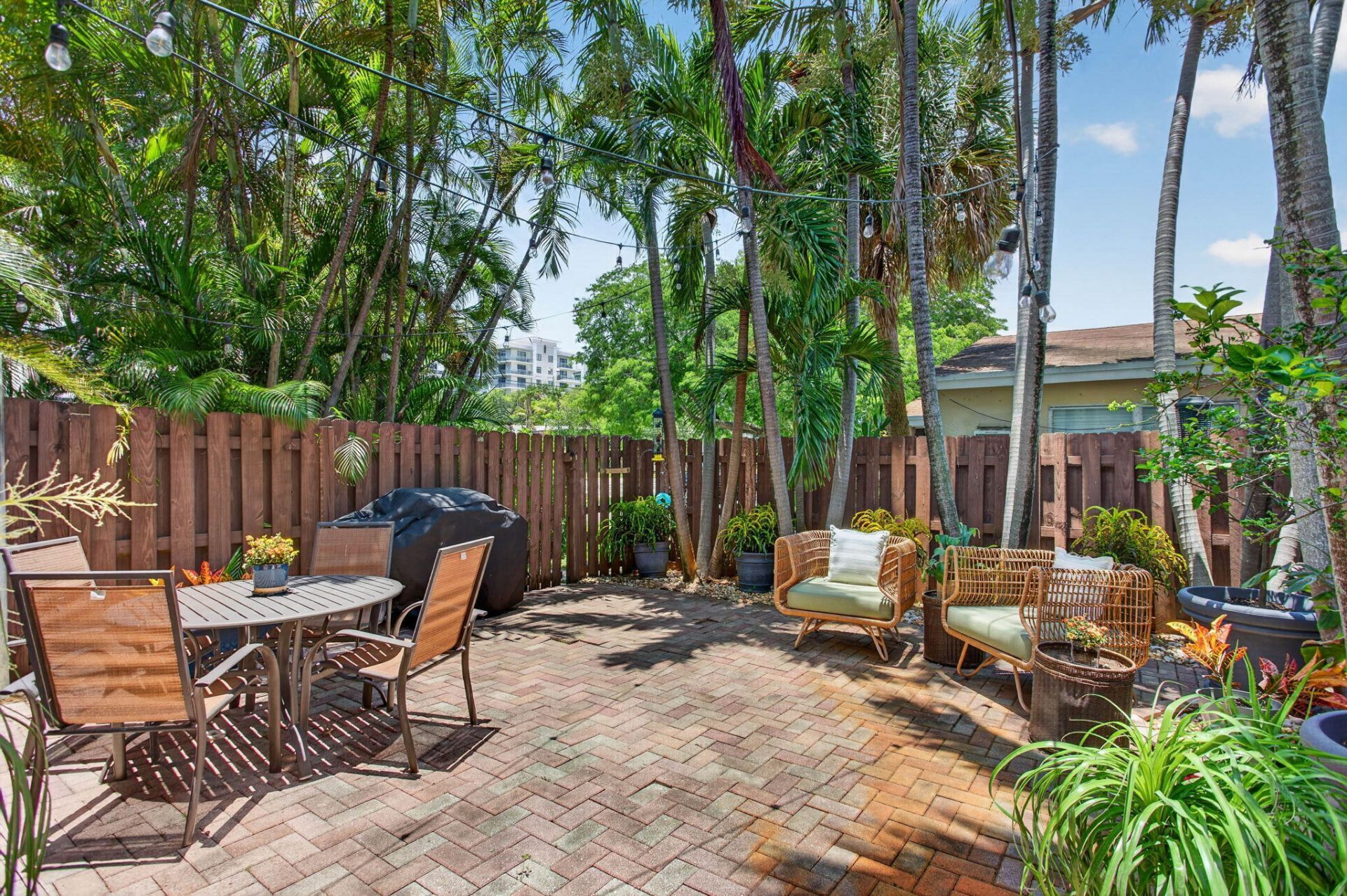 2505 NE 2nd Street, Pompano Beach, FL 33062 Photo