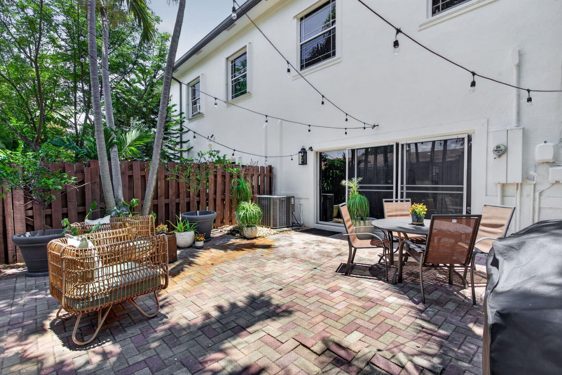 2505 NE 2nd Street, Pompano Beach, FL 33062 Photo