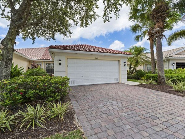 8457 SE Retreat Drive, Hobe Sound, FL 33455