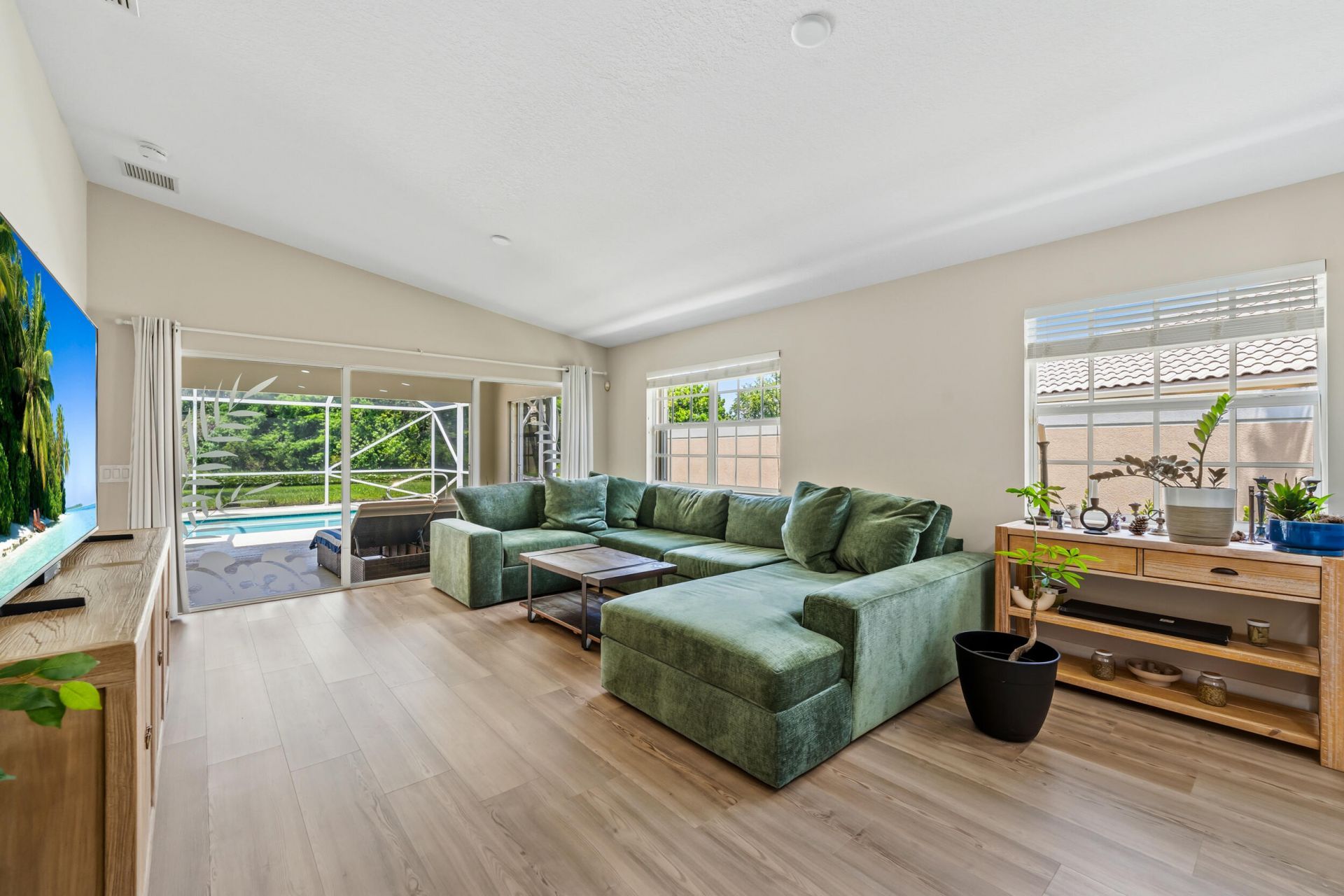 8457 SE Retreat Drive, Hobe Sound, FL 33455 Photo