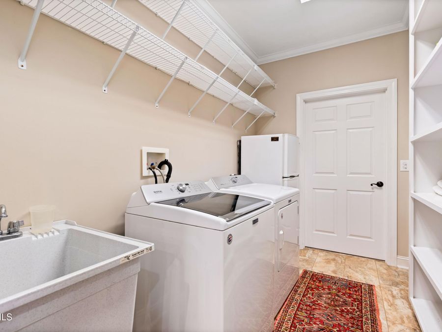 Property Image 60