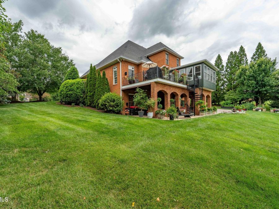 Property Image 95