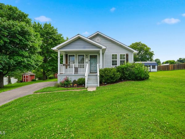 1010 Sharondale Avenue, Kingsport, TN 37660