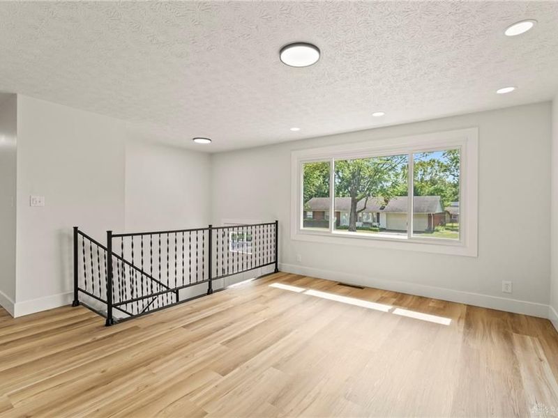 1015 Van Arden Drive, Vandalia, OH 45377 Photo 9