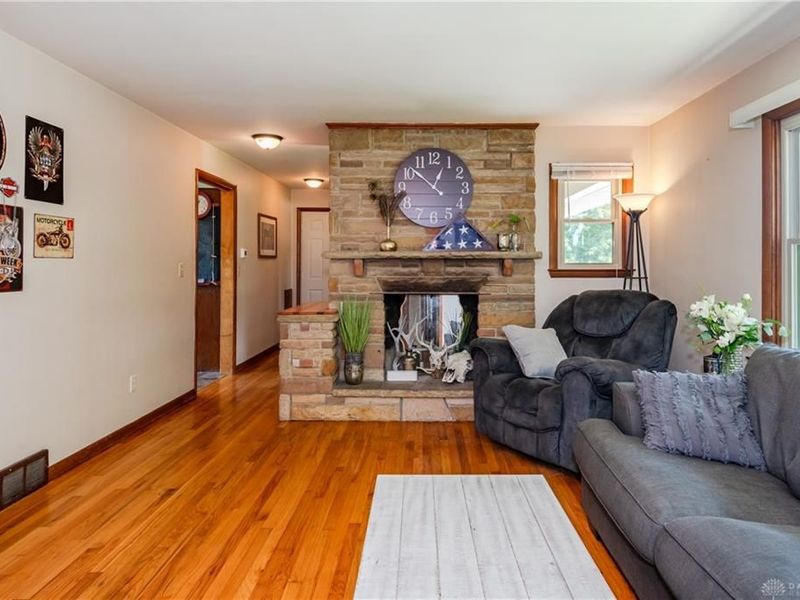 1566 Grimes Avenue, Urbana, OH 43078 Photo 17