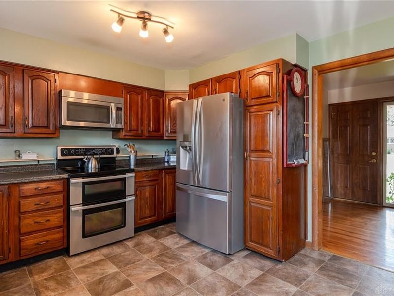 1566 Grimes Avenue, Urbana, OH 43078 Photo 22