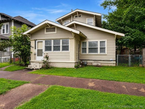 507 S Shawnee Avenue , Bartlesville, OK 74003