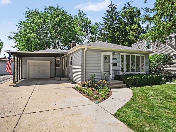 516 S Grace Street , Lombard, IL 60148