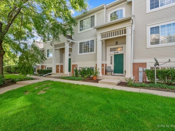 435 Cary Woods Circle , Unit 435, Cary, IL 60013