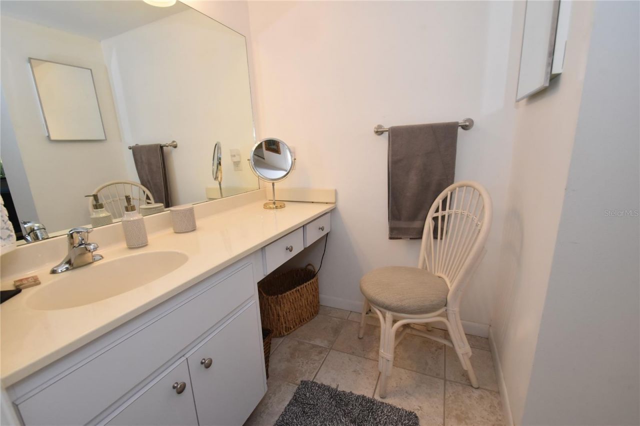 1712 Glenhouse Drive, Unit GL417, Sarasota, FL 34231 Photo