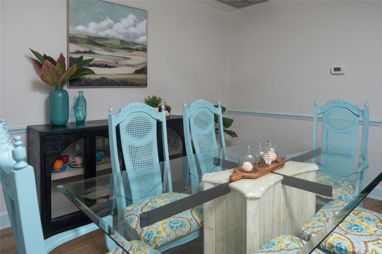 5005 Canterbury Drive , Sarasota, FL 34243 Photo