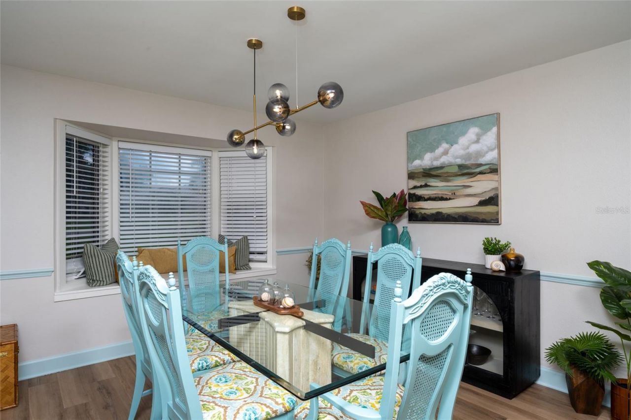 5005 Canterbury Drive , Sarasota, FL 34243 Photo
