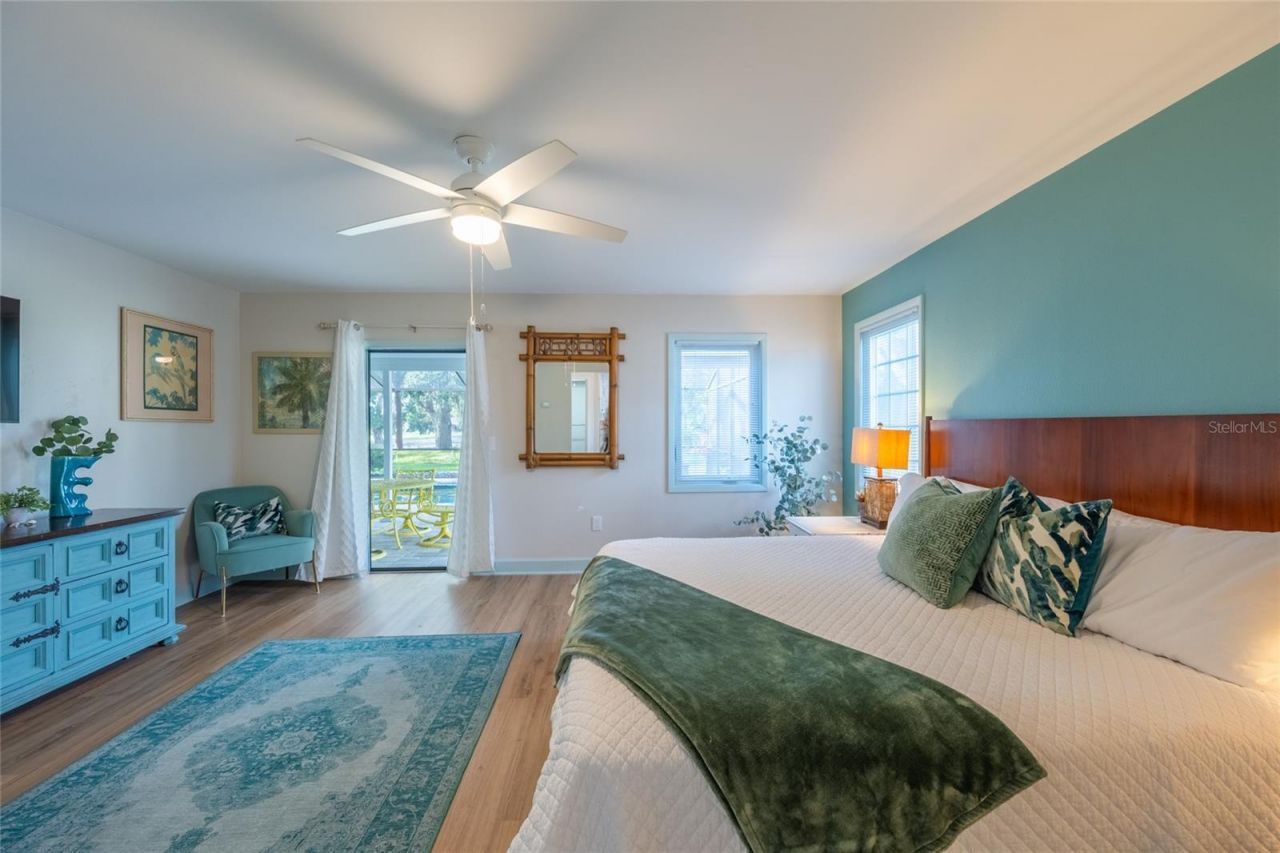 5005 Canterbury Drive , Sarasota, FL 34243 Photo