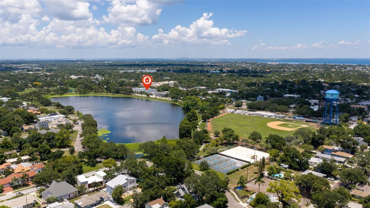 1815 5th Street N, Saint Petersburg, FL 33704 Photo