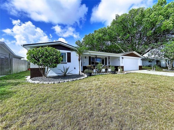 5706 DOVE DRIVE , NEW PORT RICHEY, FL 34652