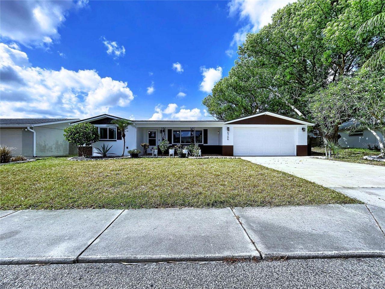 5706 Dove Drive, New Port Richey, FL 34652 Photo