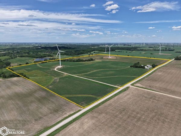 80th St., Hampton, IA 50441
