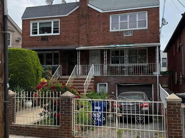 437 E 46th Street , Brooklyn, NY 11203