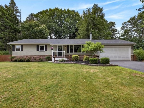 14 Terry Lane , Rochester, NY 14624