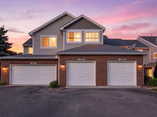 11692 Langford Circle, Burnsville, MN 55337