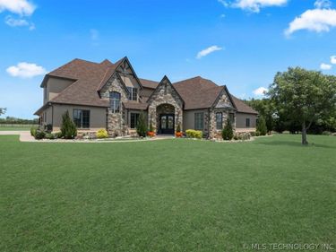 2825 E 171st Street S, Mounds, OK 74047