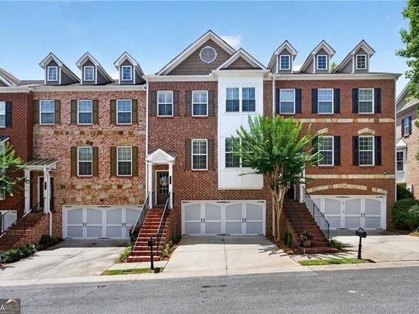 6076 Tennyson Park Way, Peachtree Corners, GA 30092