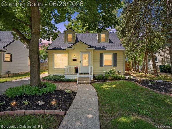 23203 Violet Street, Farmington, MI 48336