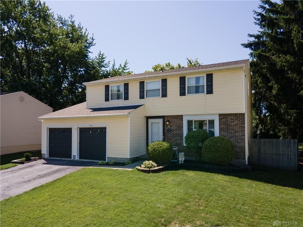 825 W Martindale Road, Union, OH 45322 Main Photo