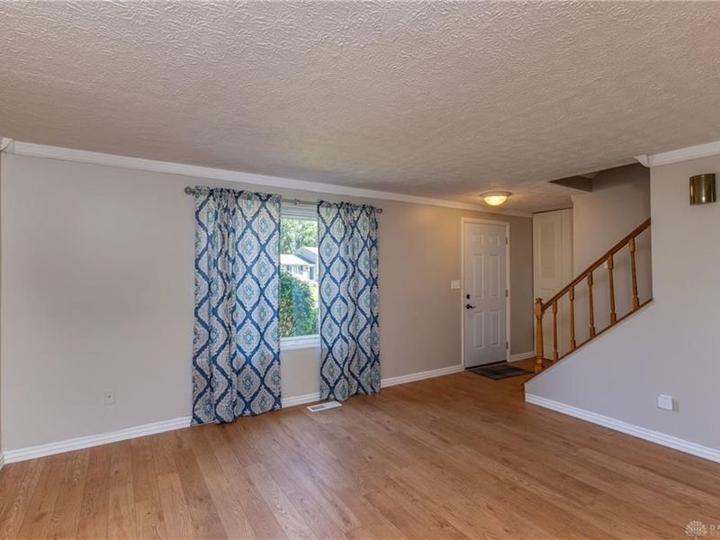 825 W Martindale Road, Union, OH 45322 Photo 5