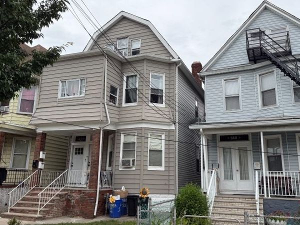 658 Adams Ave, Elizabeth, NJ 07201