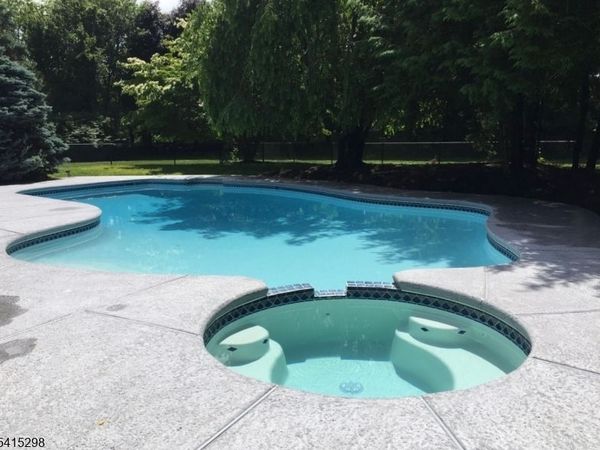 447 Rockaway Valley Rd, Boonton, NJ 07005