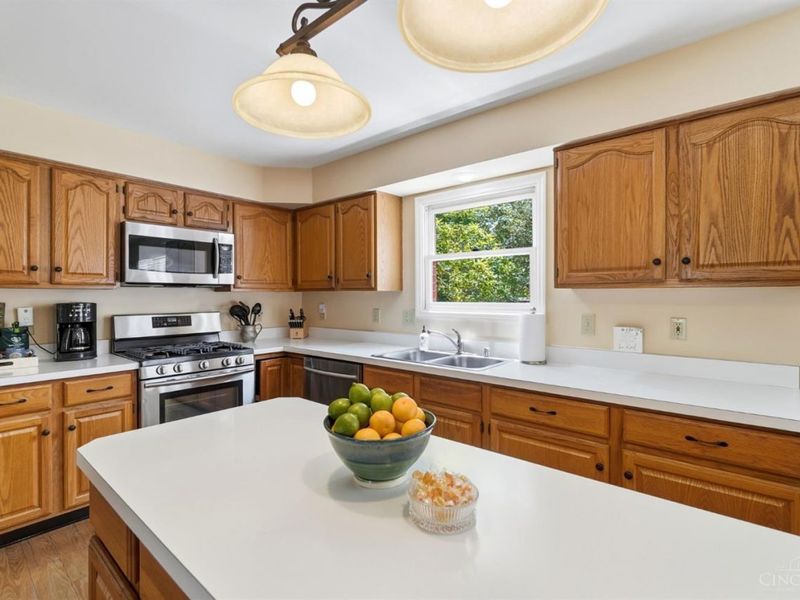 6295 Stoneyford Court, West Chester, OH 45069 Photo 20