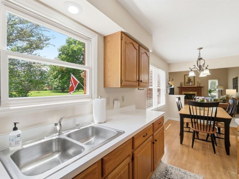 6295 Stoneyford Court, West Chester, OH 45069 Photo 22