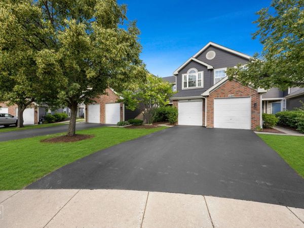 2171 Lake Ridge Drive , Glendale Heights, IL 60139