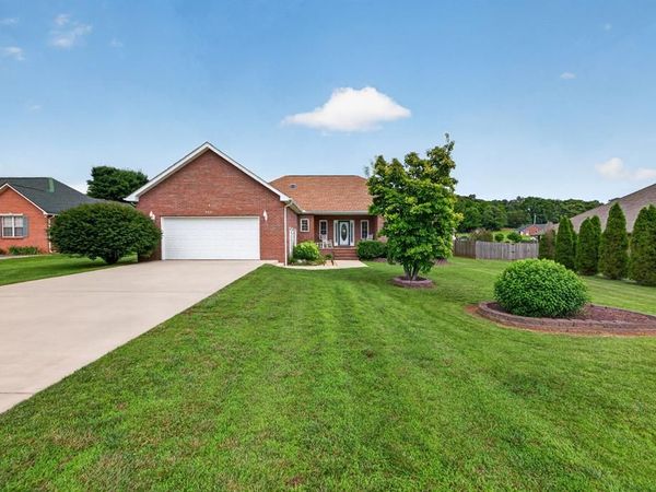 2231 Shelby Drive, Cookeville, TN 38501