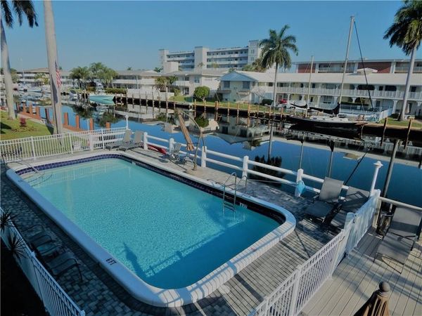 2841 NE 32nd Street, Unit 29, Fort Lauderdale, FL 33306