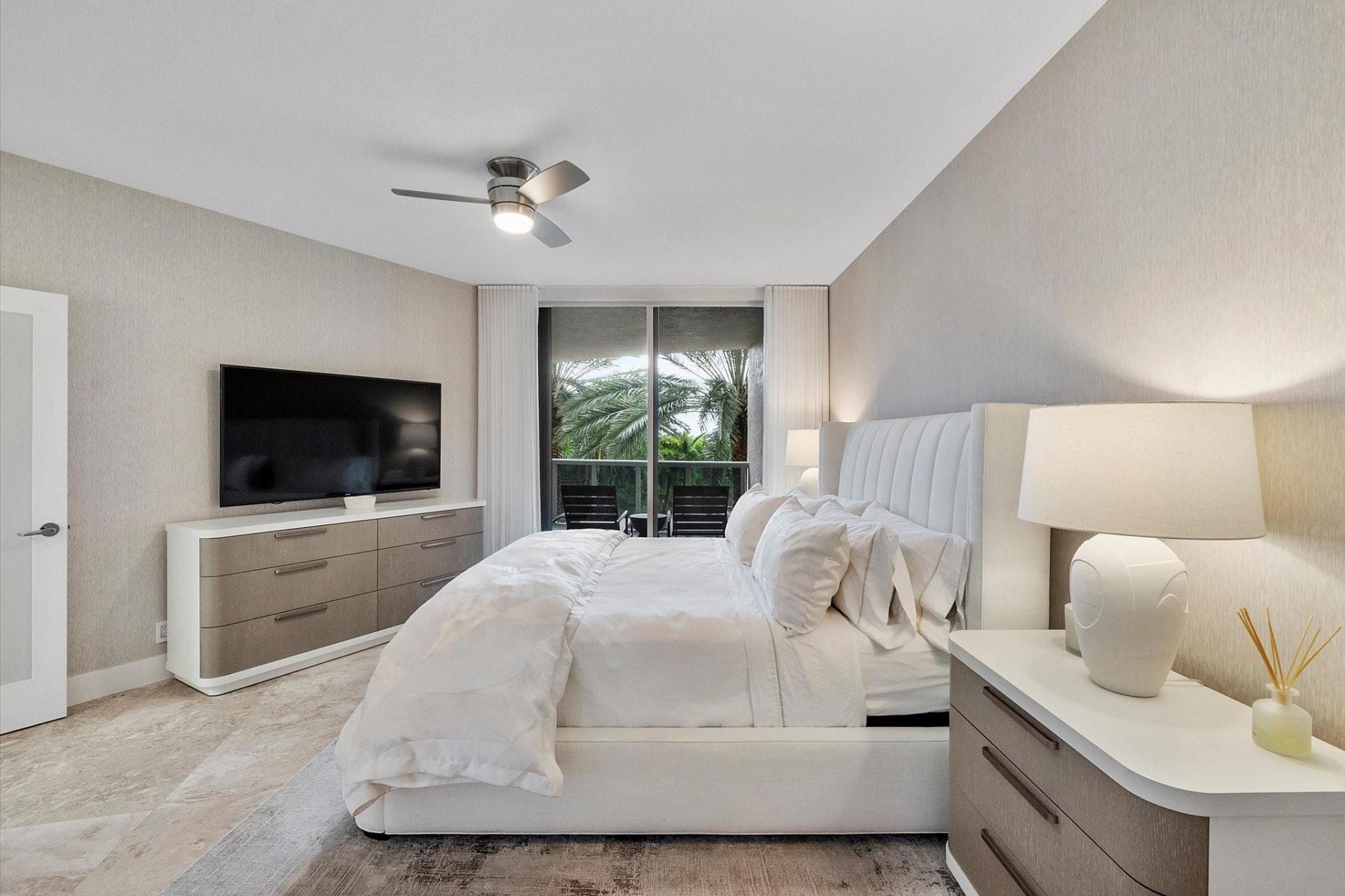 3100 N Ocean Boulevard, Unit 406, Fort Lauderdale, FL 33308 Photo