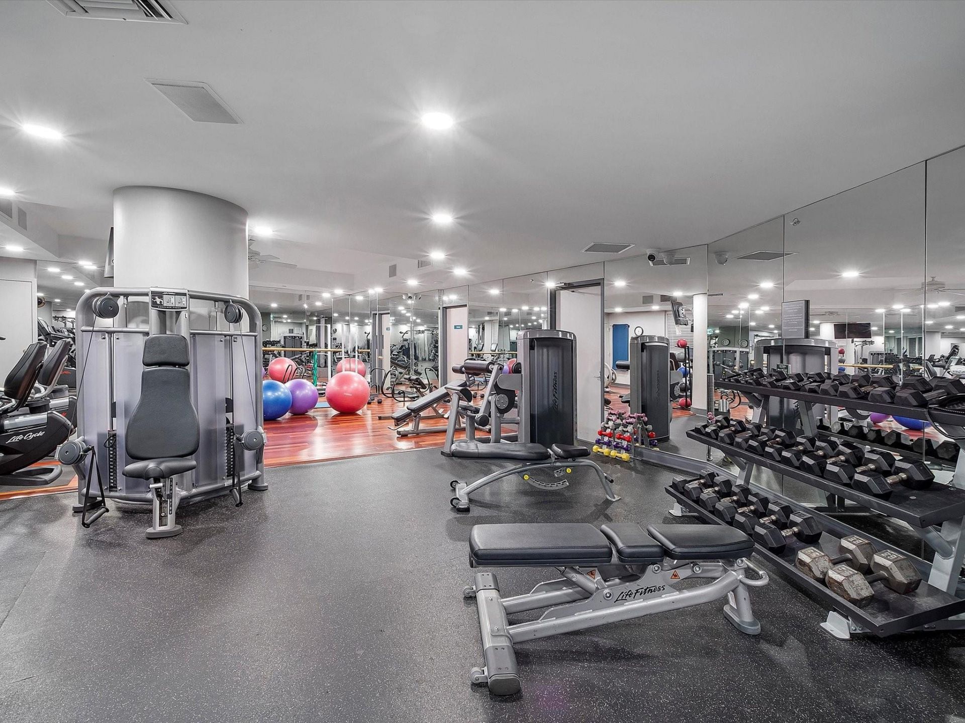 3100 N Ocean Boulevard, Unit 406, Fort Lauderdale, FL 33308 Photo