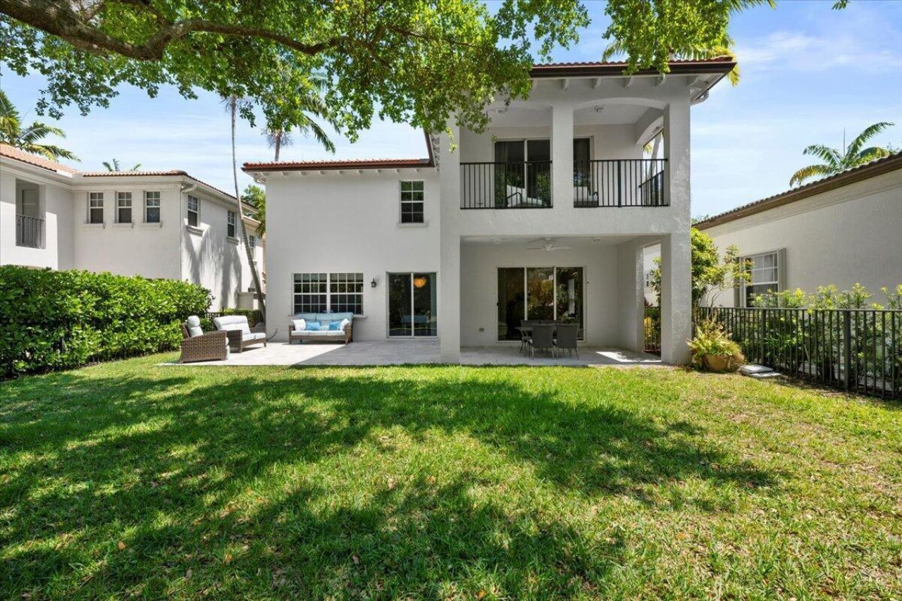 956 Mill Creek Drive, Palm Beach Gardens, FL 33410 Photo