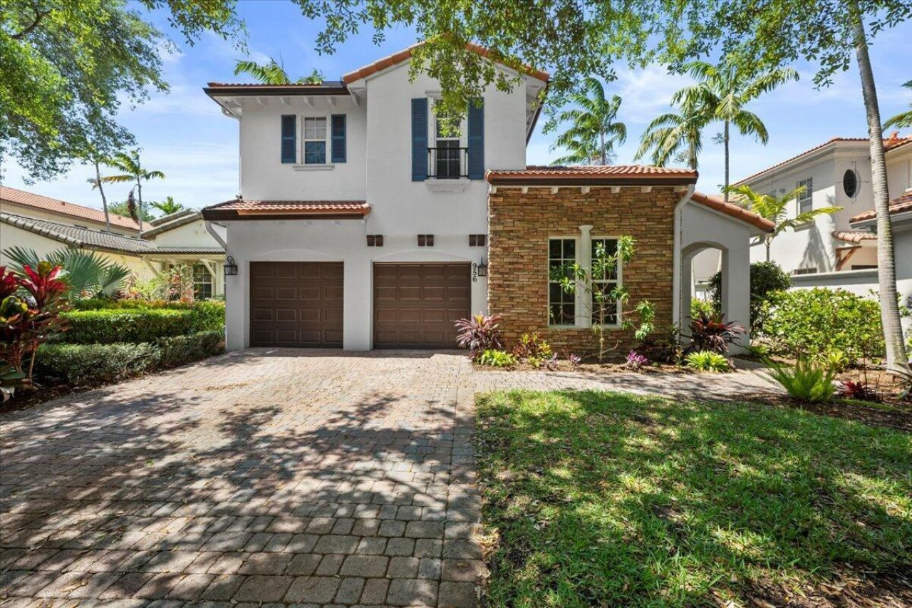 956 Mill Creek Drive, Palm Beach Gardens, FL 33410 Photo