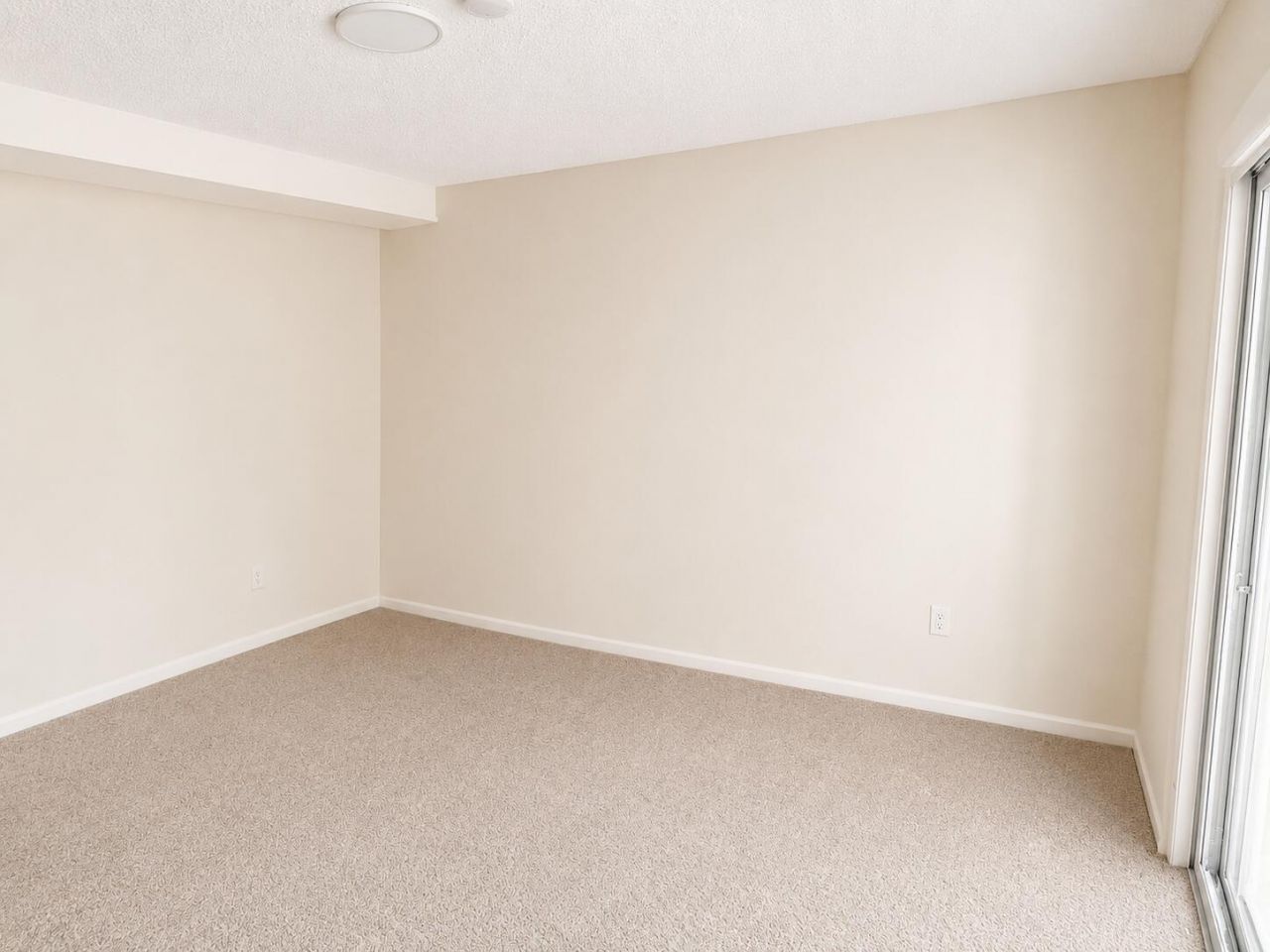 423 4th Terrace, Palm Beach Gardens, FL 33418 Photo