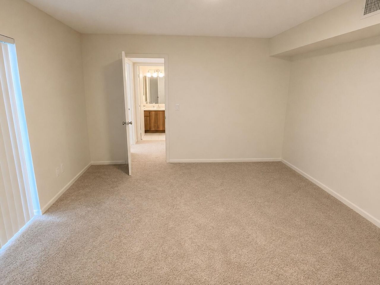 423 4th Terrace, Palm Beach Gardens, FL 33418 Photo